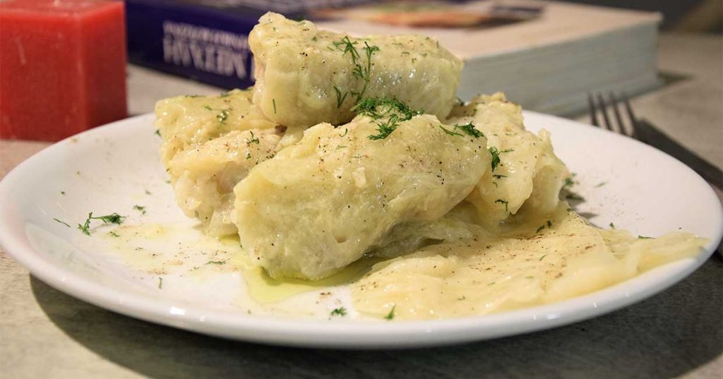 Λαχανοντολμάδες με αυγολέμονο