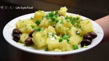 Potato Salad with caper and olives