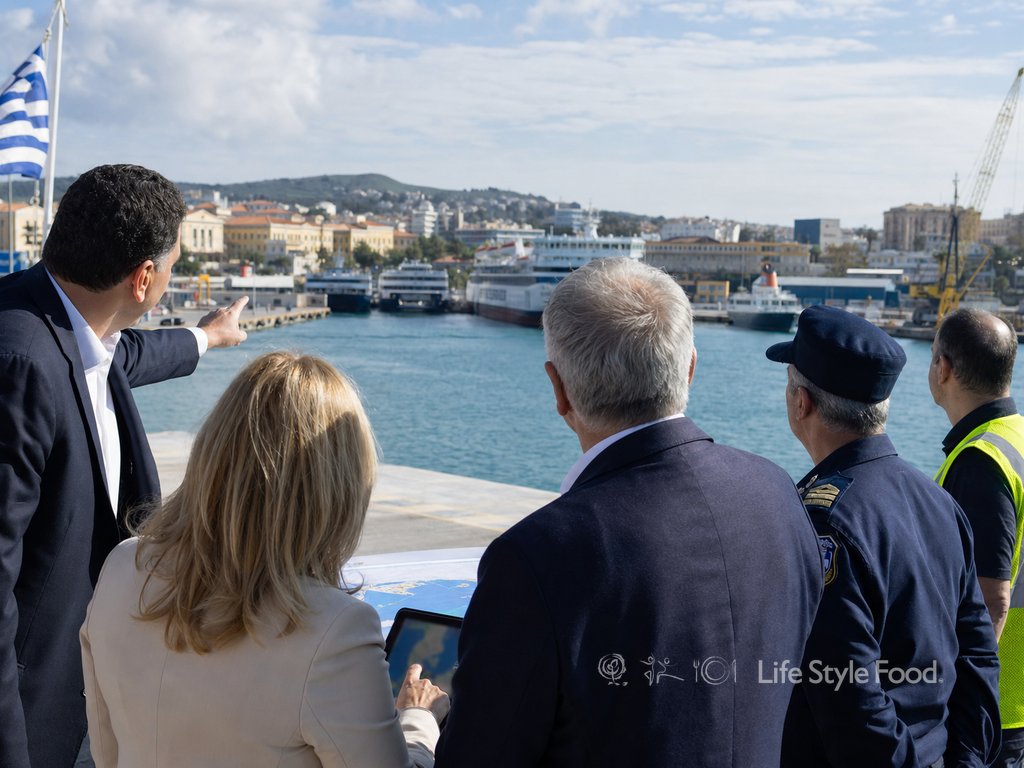 Σχέδιο αποσυμφόρηση λιμανιού ραφήνας, υπουργός και δήμαρχος